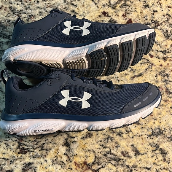 UNDER ARMOUR♦️CHARGED ASSERT RUNNING SHOE - Picture 7 of 14